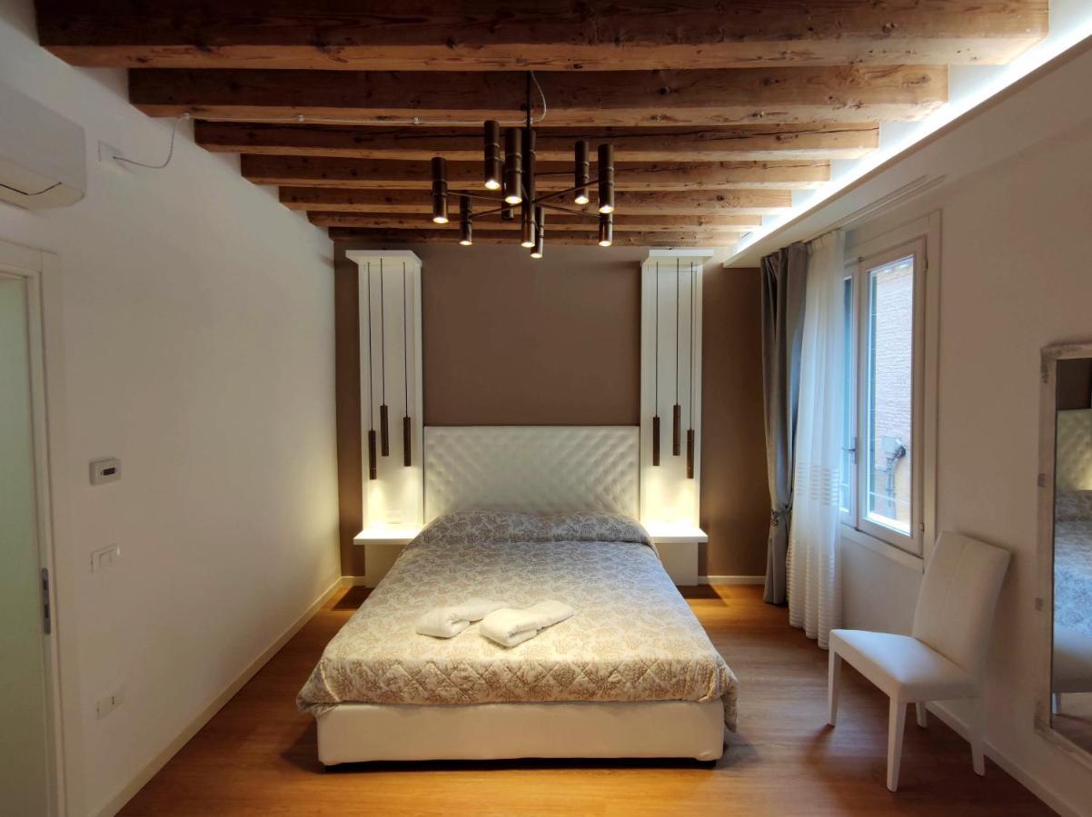 Deluxe 3 Bedroom Flat In Rialto Βενετία Εξωτερικό φωτογραφία